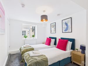 Photo 14- click for photo gallery